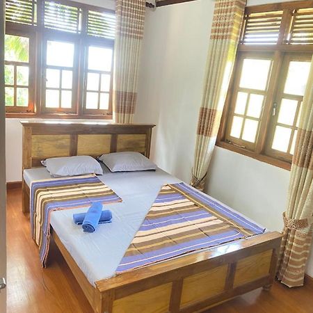 Happy Feet Diyaluma Bed and Breakfast Koslanda Buitenkant foto