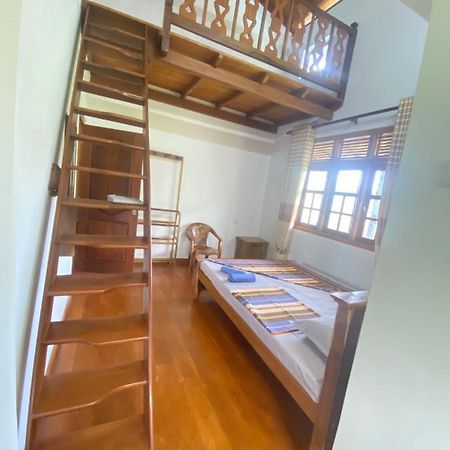 Happy Feet Diyaluma Bed and Breakfast Koslanda Buitenkant foto