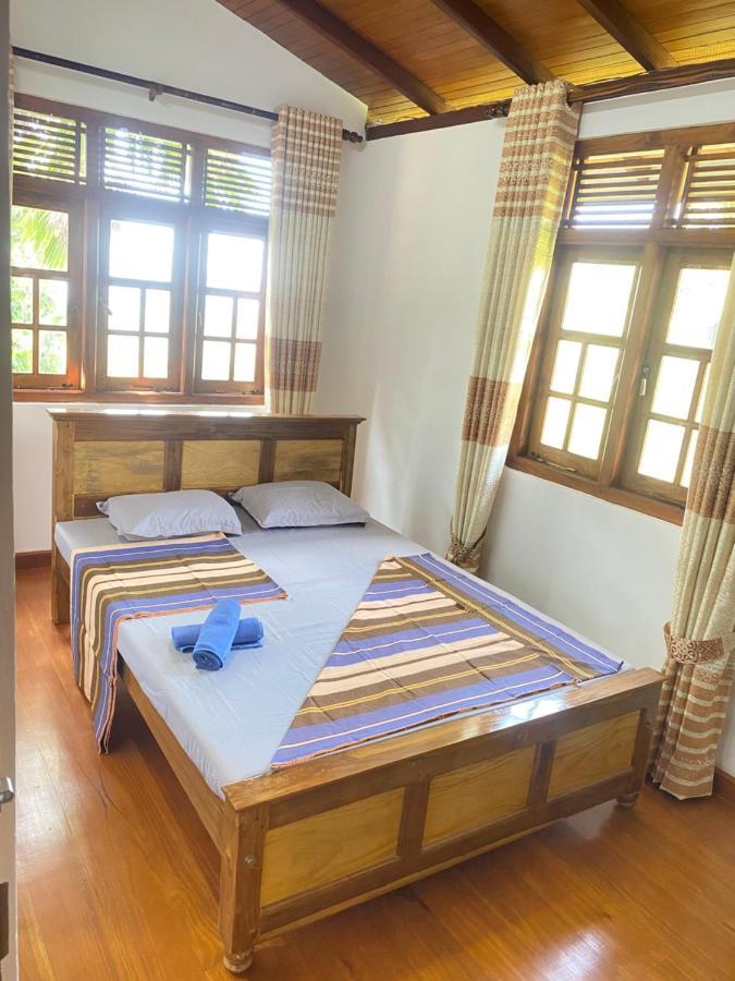 Happy Feet Diyaluma Bed and Breakfast Koslanda Buitenkant foto