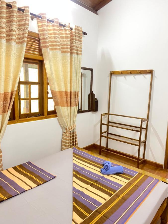 Happy Feet Diyaluma Bed and Breakfast Koslanda Buitenkant foto
