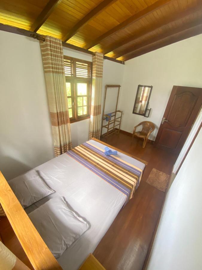 Happy Feet Diyaluma Bed and Breakfast Koslanda Buitenkant foto